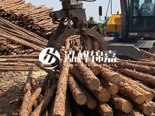 松木樁廠家泓樺錦嘉-打松木樁時(shí)遇到堅(jiān)硬土層怎么解決？