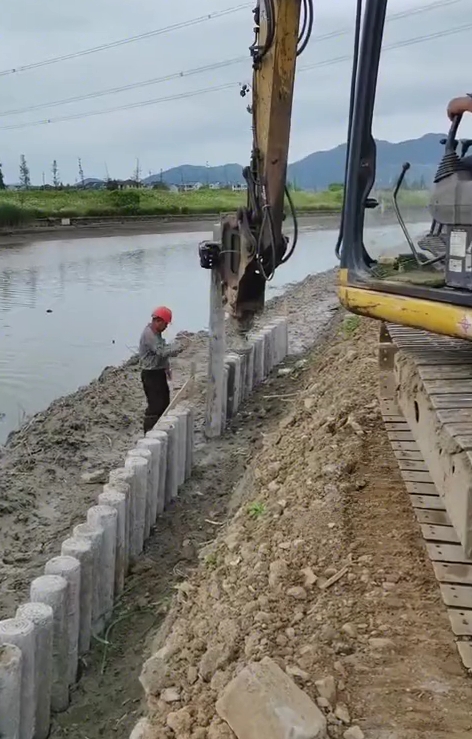 水泥仿木樁廠家泓樺錦嘉 - 打水泥樁多少錢一米?